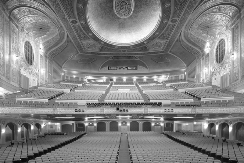 Paramount Theatre black car service